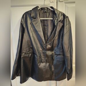 Elegant Black Faux Leather Blazer
